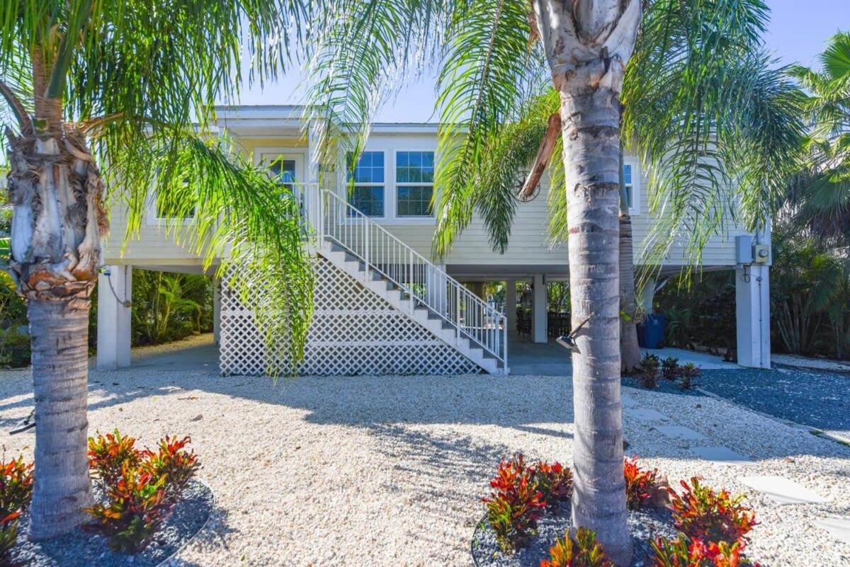 Loggerhead Lagoon - Modern Waterfront Home Pirates Cove Kültér fotó