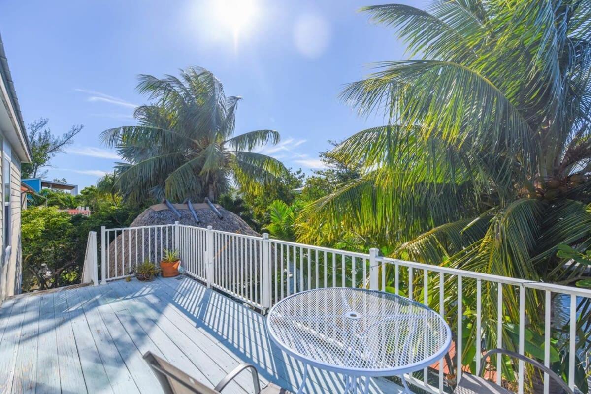 Loggerhead Lagoon - Modern Waterfront Home Pirates Cove Kültér fotó